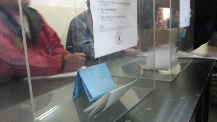 Glasanje u Leskovcu počelo bez problema