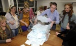 Glasanje u Srbiji prati 15 ambasada