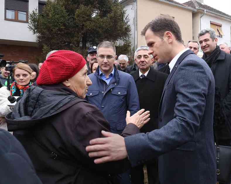 Gradonačelnik Mali: Laž je da podnosim ostavku