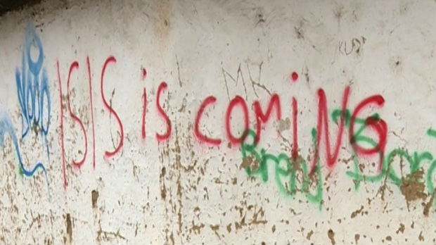 Grafit ISIS dolazi na zidu crkve u Prištini