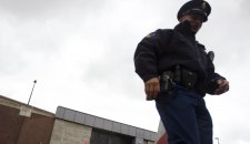 Holandija: Vojna policija pronašla 17 migranata u kamionu na trajektu