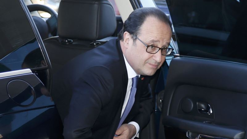 Hollande se plaši perioda represije u Turskoj 
