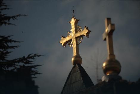 INCIDENT U KANADI Zakucao se automobilom u pravoslavnu crkvu, pa pobegao
