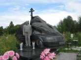 Ima se, može se i na onom svetu: Nadgrobni spomenici ruskih mafijaša su nova definicija kiča