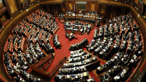 Italija, Senat odobrio zakon o gej zajednicama