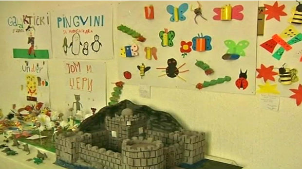 Izložba dečjih i studentskih radova u Vranju