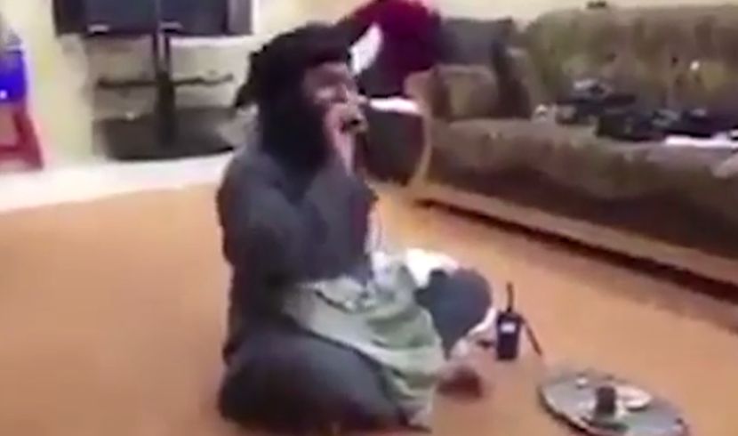 JEZIVI KRICI: Džihadista brutalno silovao ženu, njegovi saborci se smejali dok je ona KUKALA I MOLILA da PRESTANE (VIDEO)