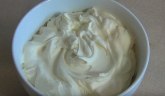 Jednostavno i brzo: Evo kako da napravite šlag od mleka (VIDEO)