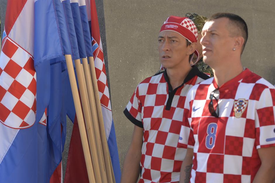 KNIN: Dvojica uhapšena zbog zastave Srbije!
