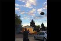 Kada lansiraš točak u vazduh... (VIDEO)