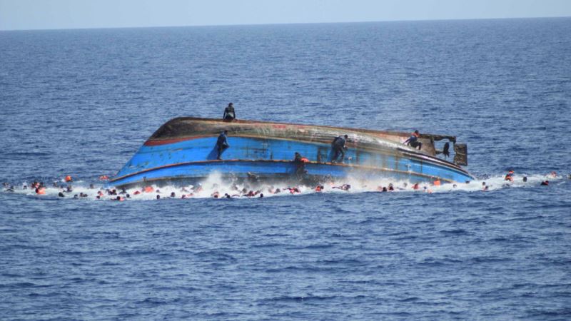 Kod Libije potonuo brod strahuje da je potonulo 30 migranata 