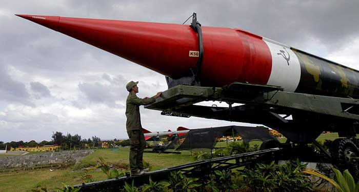 Komunistička partija predlaže vraćanje raketa na Kubu