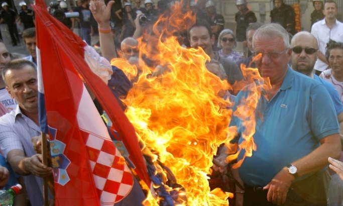 Kritike iz Hrvatske: Srbijo, zašto Šešelj nije u Hagu?