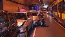 LANČANI SUDAR Sudarilo se čak JEDANAEST vozila i autobus u terazijskom tunelu