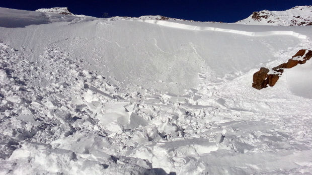 Lavina na austrijskim Alpima, nepoznata sudbina 12 skijaša