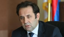 Ljajić: Lazard analizira revidirane ponude za Telekom
