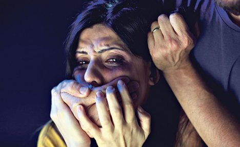MANIJACI HARAJU SPLITOM: U poslednje dve nedelje prijavljeno tri silovanja turistkinja