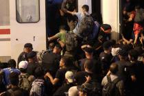 Mađari prihvataju izbjeglice na prelazima Beremend i Goričan