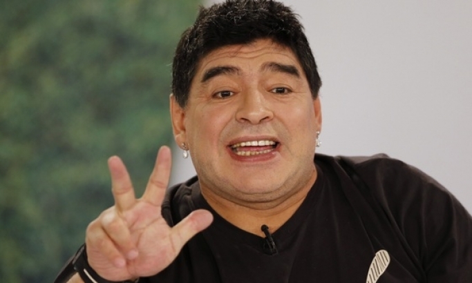 Maradona poručio Napolitancima: Ne dirajte moju desetku!