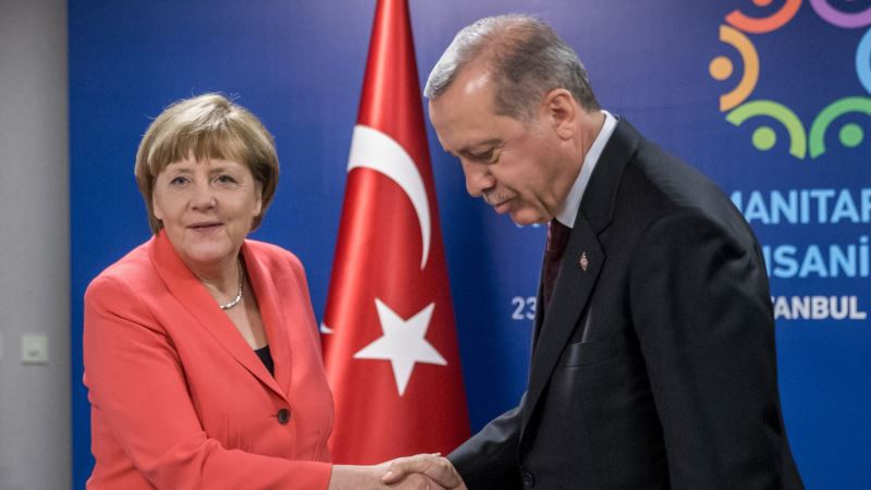 Merkel: Vizna liberalizacija za Tursku 1. jula nije izvjesna