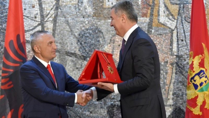 Meta uručio Đukanoviću Orden albanske zastave