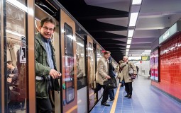 
					Metro-stanica u Briselu otvorena nakon bombaškog napada 
					
									