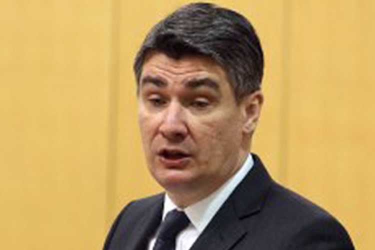 Milanović: SDP ne dopušta da se njome briše pod