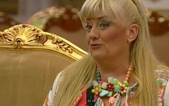 Miljana Kulić udarila Vesnu Rivas u Parovima i raskrvarila joj nos! VIDEO