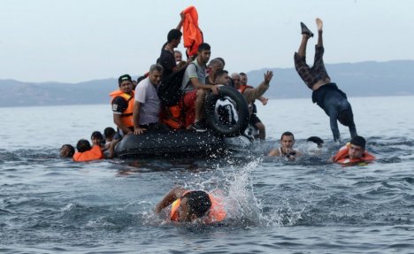 NOVI TALAS MIGRANATA: Stotine hiljada izbeglica našlo drugu rutu ka Evropi