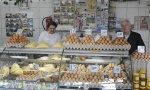 Na beogradskim pijacama spremni za uskršnje praznike: Jaja od 7 do 16 dinara