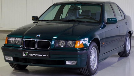 Na prodaju 1995 BMW 320i sa samo 410 pređenih km