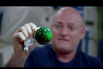 Nadrealne scene u kosmosu: Svemirski selfi i lebdeća kapljica vode (FOTO, VIDEO)