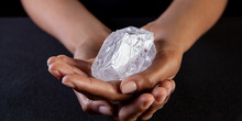 Najveći nebrušeni dijamant na svetu nije prodat na aukciji
