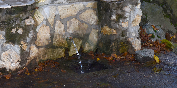 Neispravna voda sa javnih česmi u Boru i Brestovačkoj banji