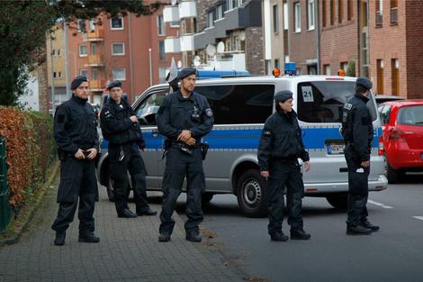 Nemačka policija vrši racije u potrazi za teroristima
