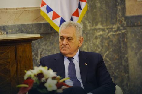 Nikolić: Rusija sprečila IS da formira državu kao Kosovo