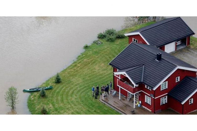 Norveška:Evakuisano 100 kuća