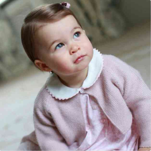 Nove očaravajuće fotografije male princeze Šarlote