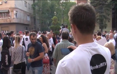 Novi Sad: Oko 5.000 građana na protestu zbog smena u RTV