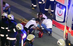 
					Novi bilans napada u Istanbulu - 41 mrtav, 239 povređenih 
					
									