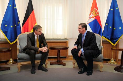O čemu je danas Vučić razgovarao sa ambasadorima SAD i Nemačke