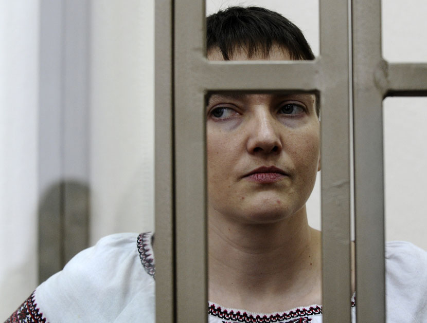 OSLOBOĐENA NAĐA SAVČENKO: Ukrajina zamenila s Rusijom zarobljenike