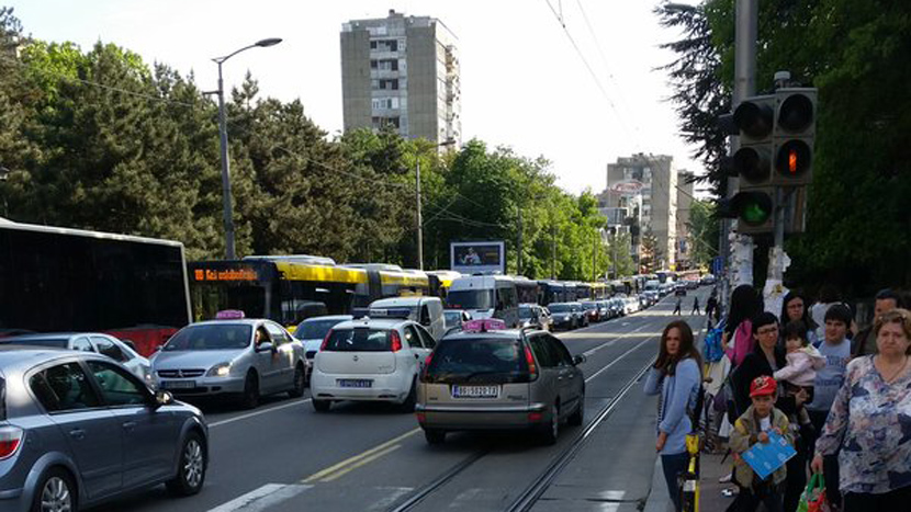 OVO JE TORBA KOJA JE BLOKIRALA BANOVO BRDO i podigla ceo Beograd na noge! (FOTO)