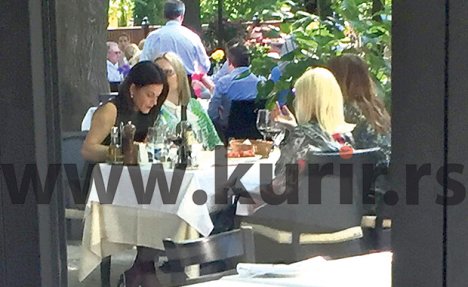 PAPARACO: Marija Obradović platila ručak za funkciju u SNS