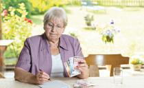 POVREĐEN PRINCIP RAVNOPRAVNOSTI: Ustavni sud obustavio slanje žena u starosnu penziju