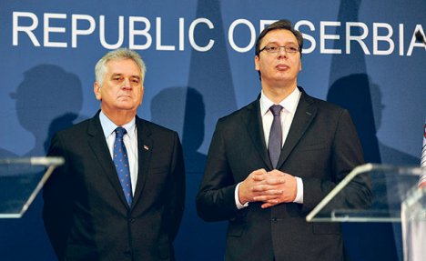 PREDSEDNIKU OSLABIO REJTING: Nikolić ostaje bez Vučićeve podrške!