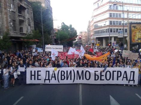 PROTEST ČIJI JE GRAD Obustavljen saobraćaj u Takovskoj, ali i na Trgu Nikole Pašića