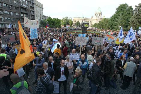 PROTEST ČIJI JE GRAD Obustavljen saobraćaj u Takovskoj od Svetogorske do Kneza Miloša