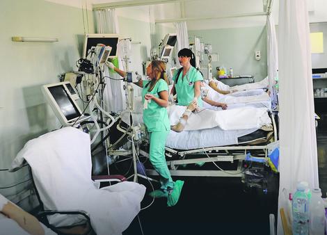 Pacijenti iz RS neće moći da se leče u Srbiji zbog duga