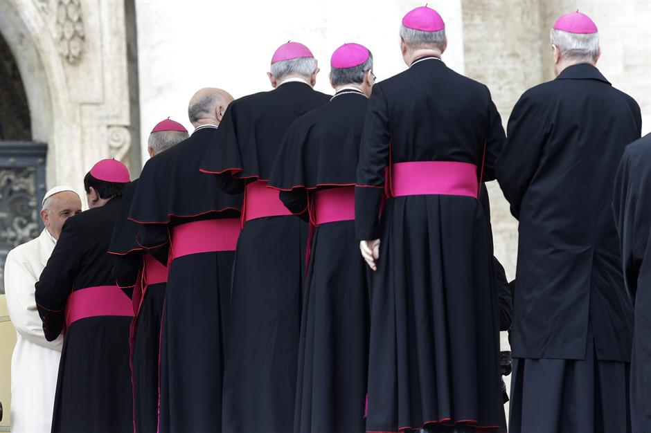 Papa Benedikt XVI priznao: Vatikan ima gej lobi